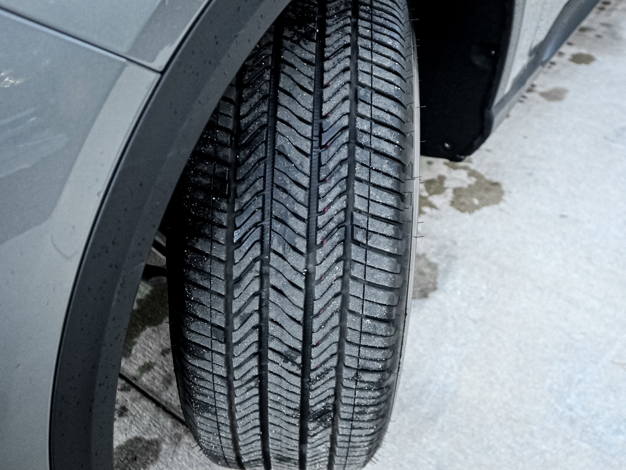 Used 2025 Honda Prologue EX image 12