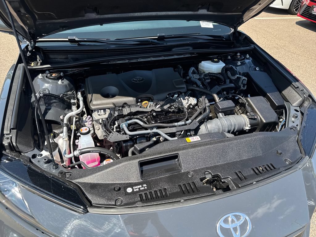 Used 2025 Toyota Camry LE AWD/4WD image 46