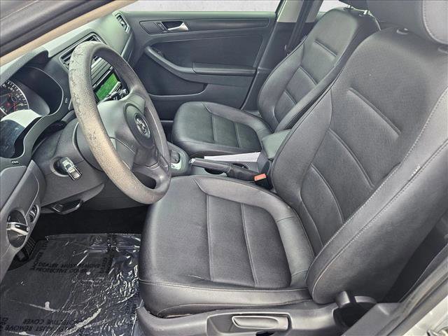 Used 2012 Volkswagen Jetta SE image 12