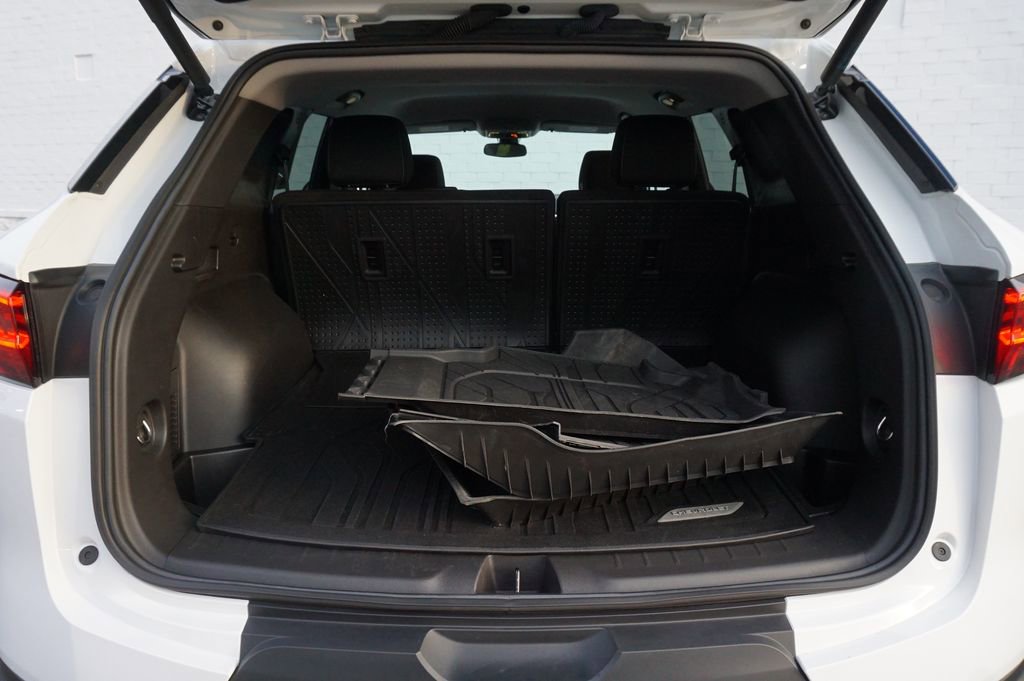 Used 2024 Chevrolet Blazer LT w/ Convenience Package FWD image 26