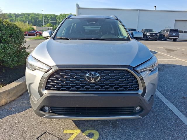 Used 2023 Toyota Corolla Cross XLE w/ Convenience Package AWD/4WD image 2