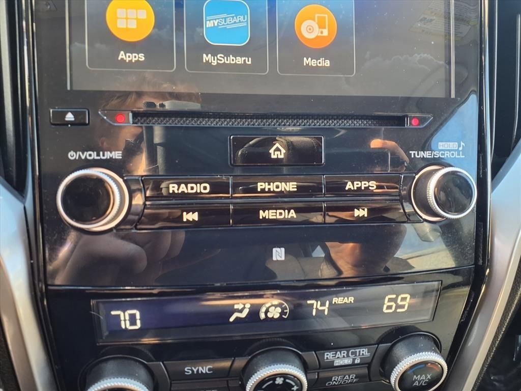 Used 2021 Subaru Ascent Premium w/ Convenience Package image 9