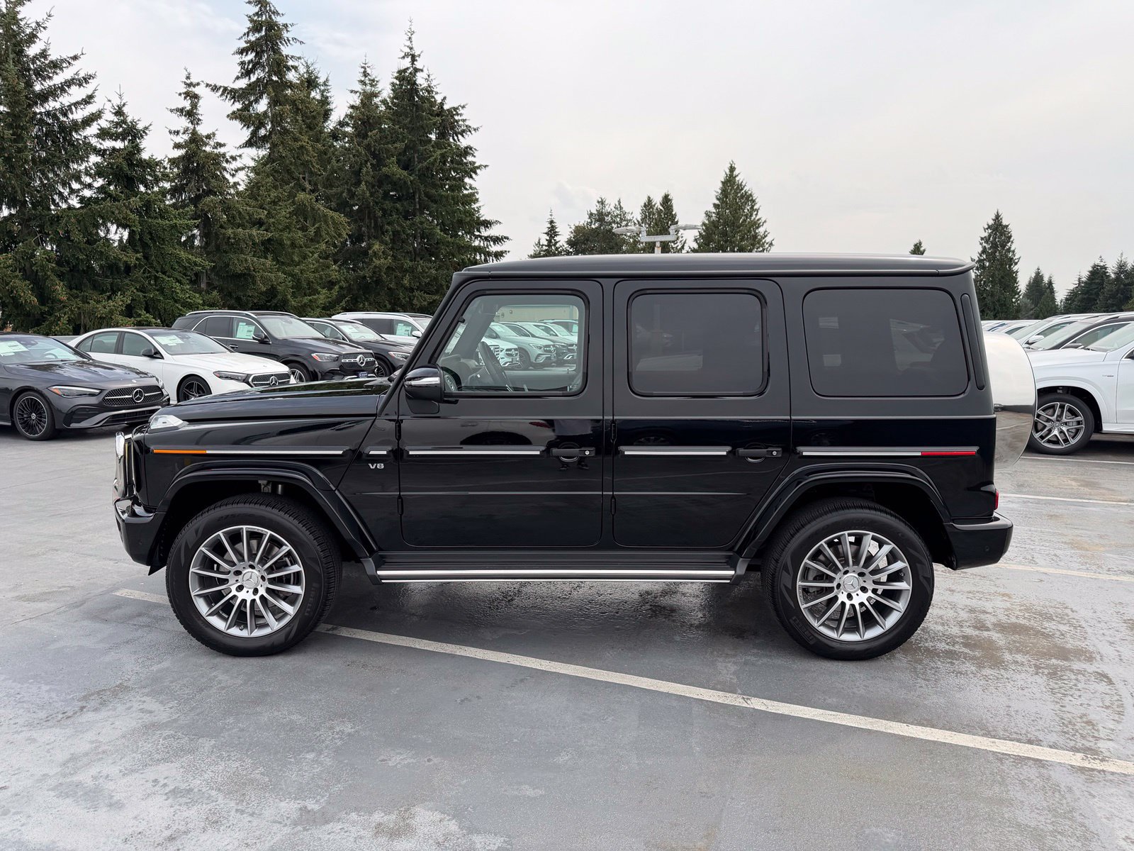 Used 2024 Mercedes-Benz G 550 image 2