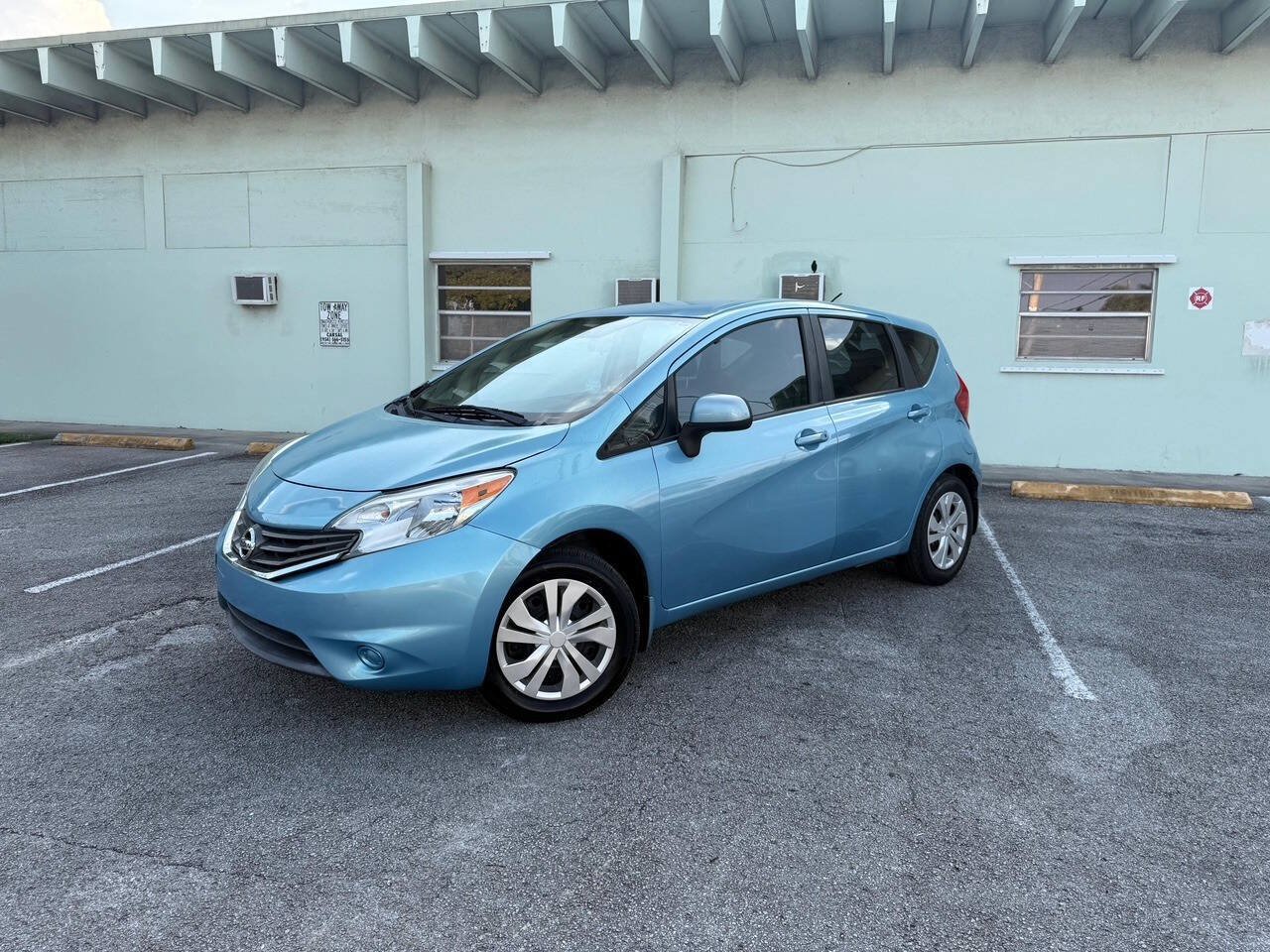 Used 2014 Nissan Versa Note SV FWD image 4