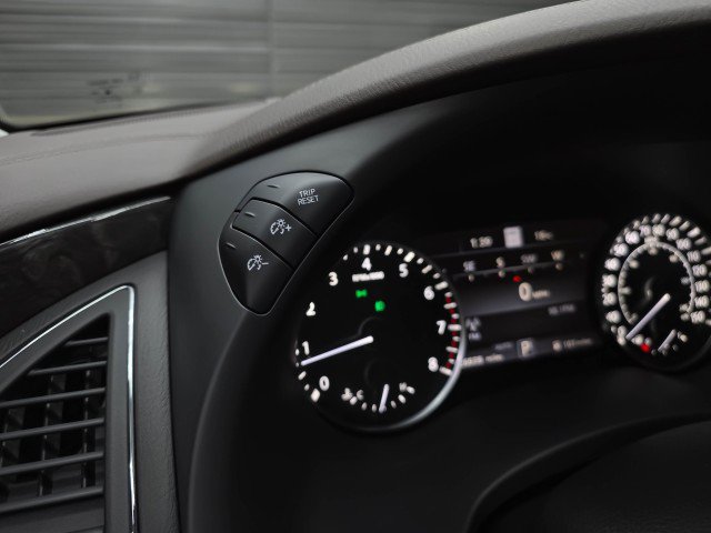 Used 2023 Nissan Armada Platinum AWD/4WD image 27