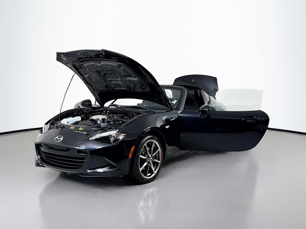 Used 2023 MAZDA MX-5 Miata RF Grand Touring RWD image 15
