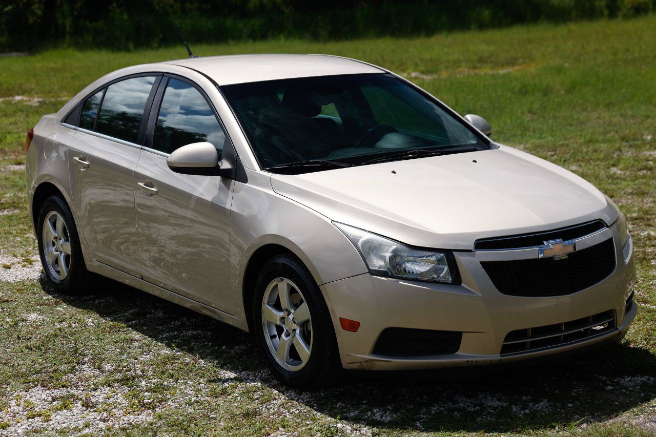 Used 2012 Chevrolet Cruze LT FWD image 15