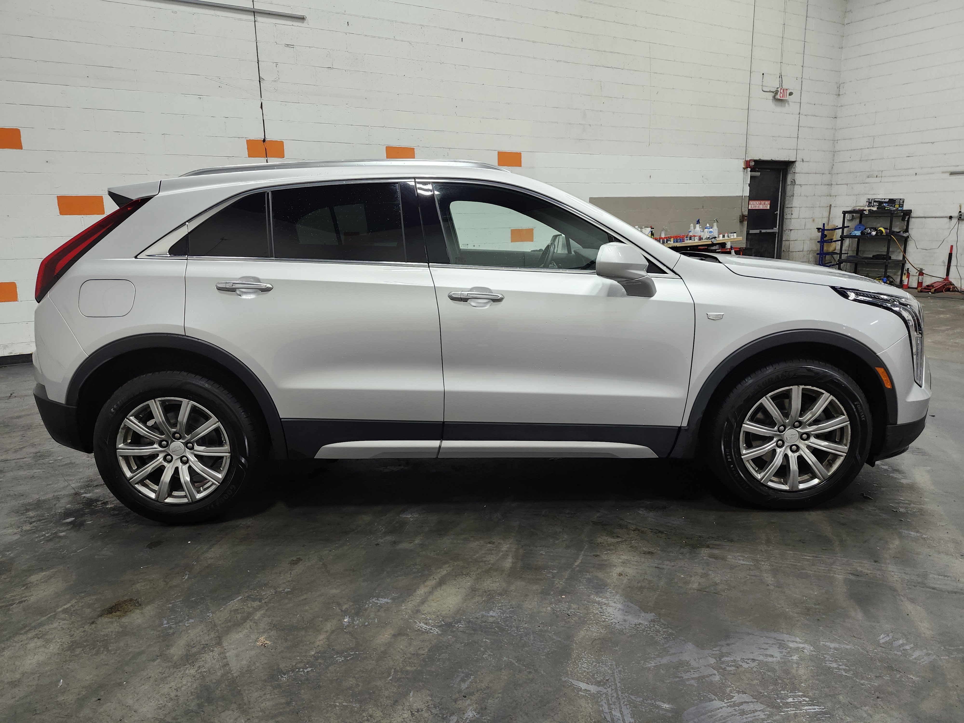 Used 2019 Cadillac XT4 Premium Luxury AWD/4WD image 21