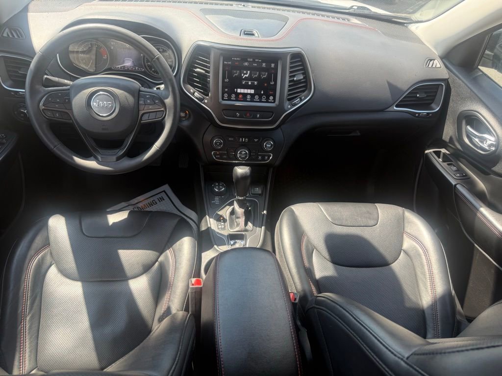 Used 2022 Jeep Cherokee Trailhawk w/ Premium Leather Package AWD/4WD image 39