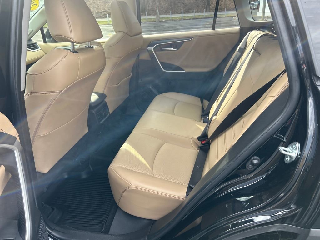Certified 2020 Toyota RAV4 Limited image 28