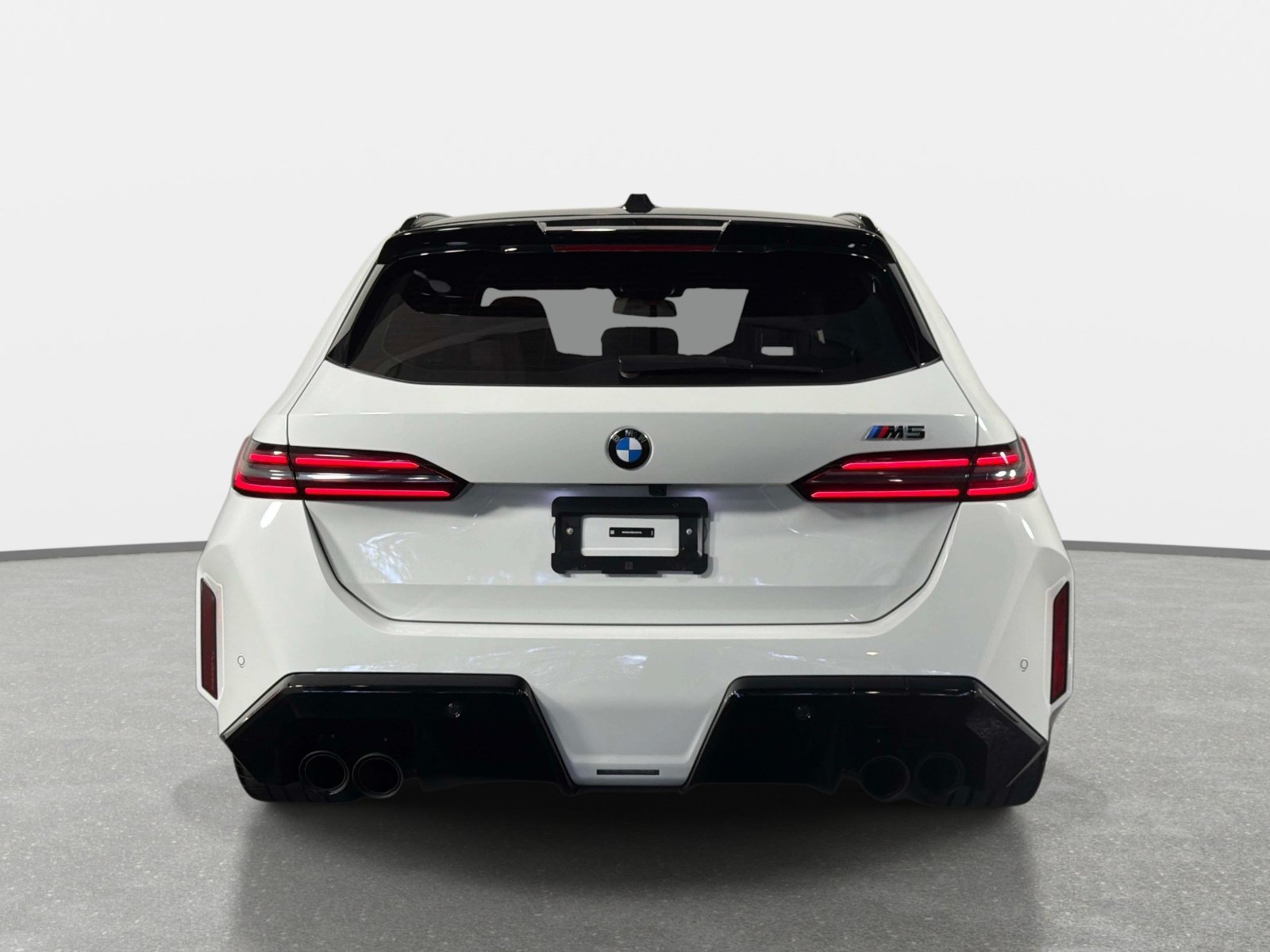 Used 2025 BMW M5 Touring AWD/4WD image 4