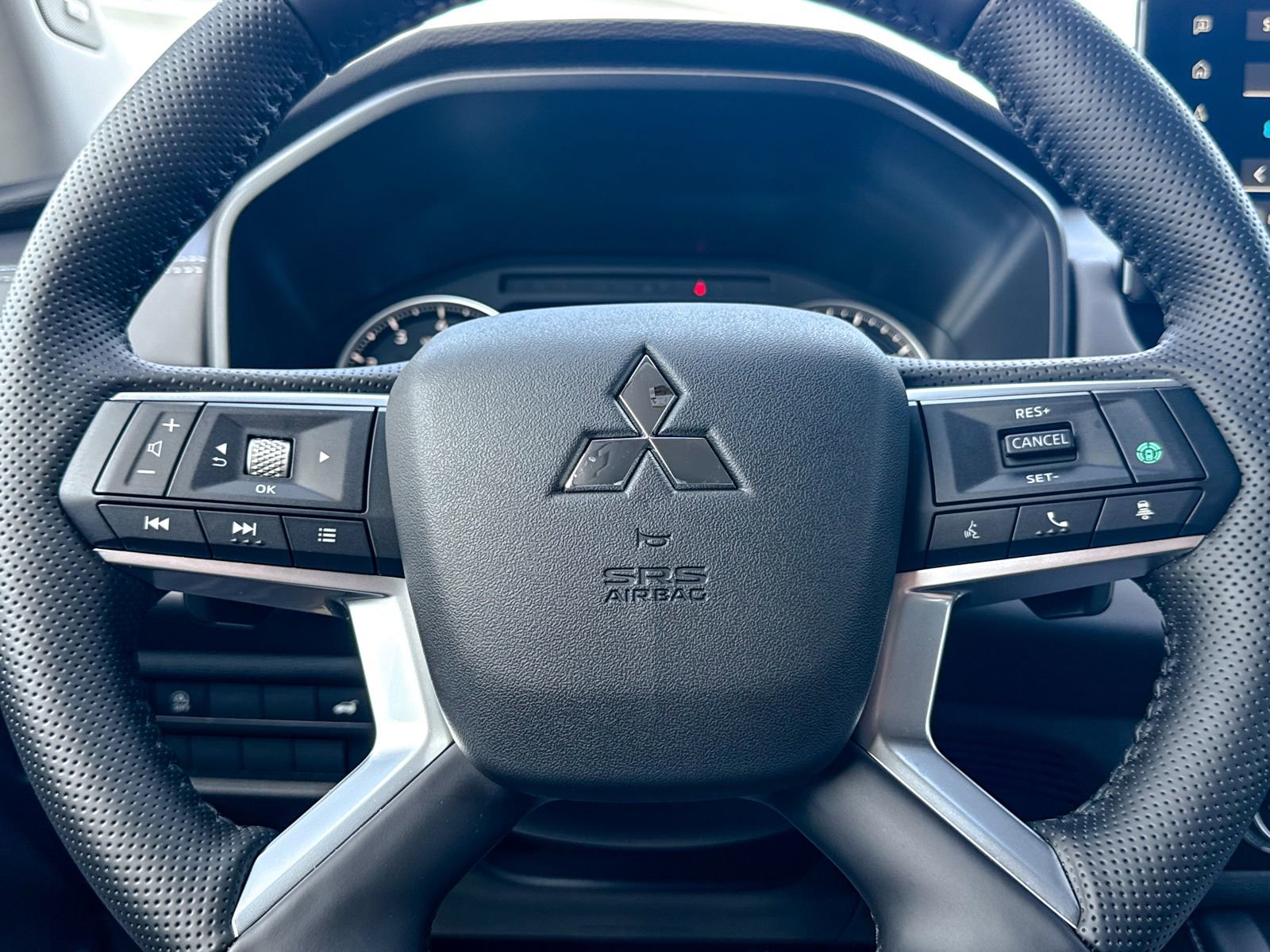 New 2026 Mitsubishi Outlander SE AWD/4WD image 46