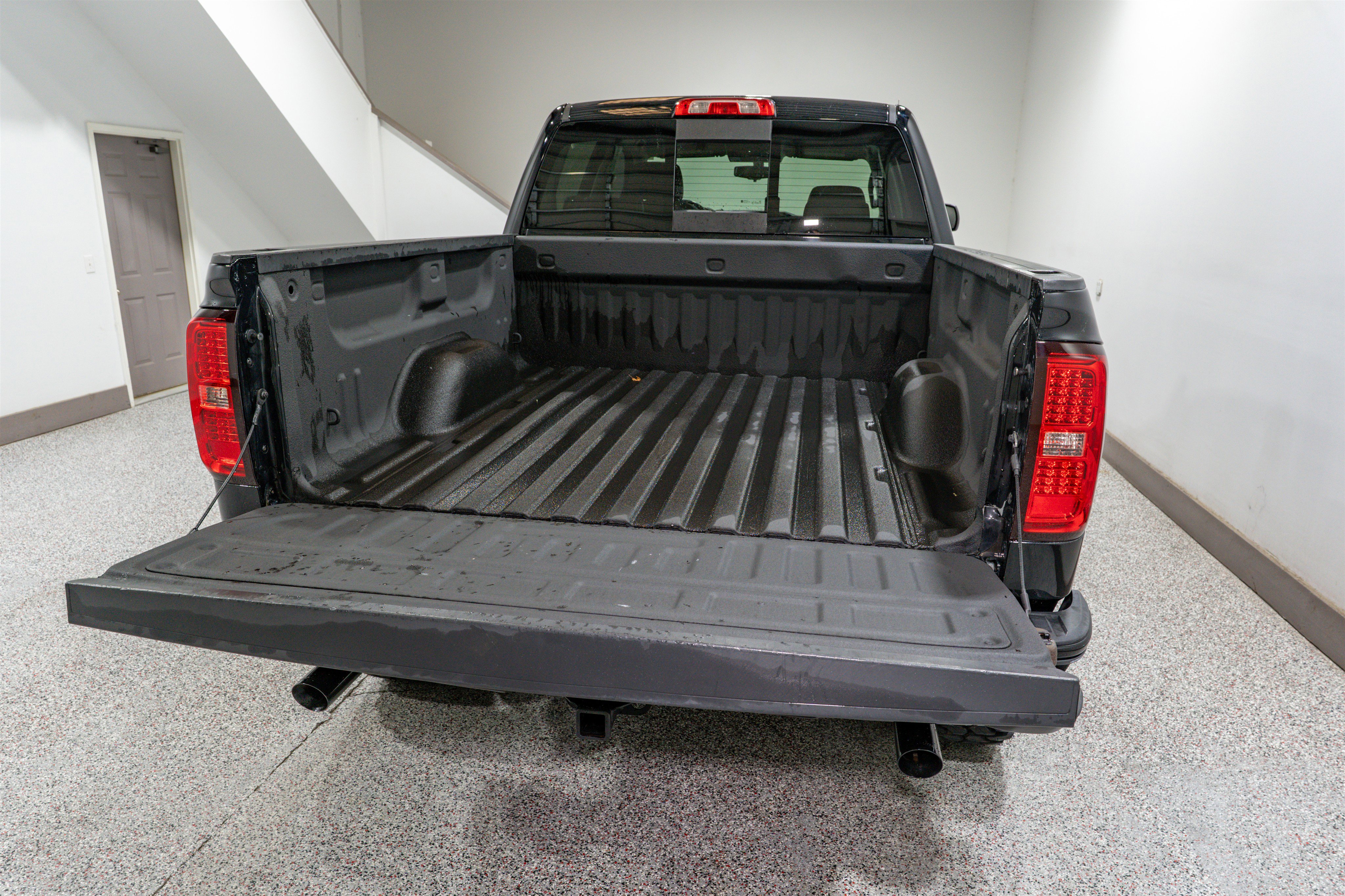 Used 2018 Chevrolet Silverado 1500 LT w/ All Star Edition image 11