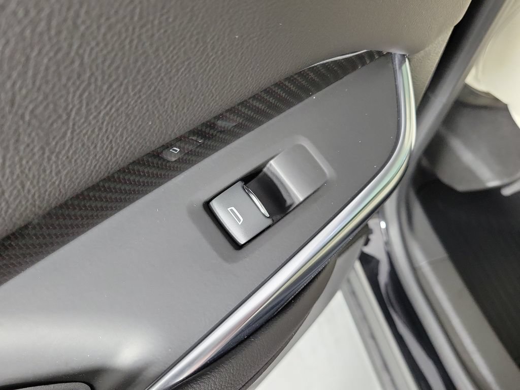 Certified 2022 Cadillac XT4 Sport FWD image 14