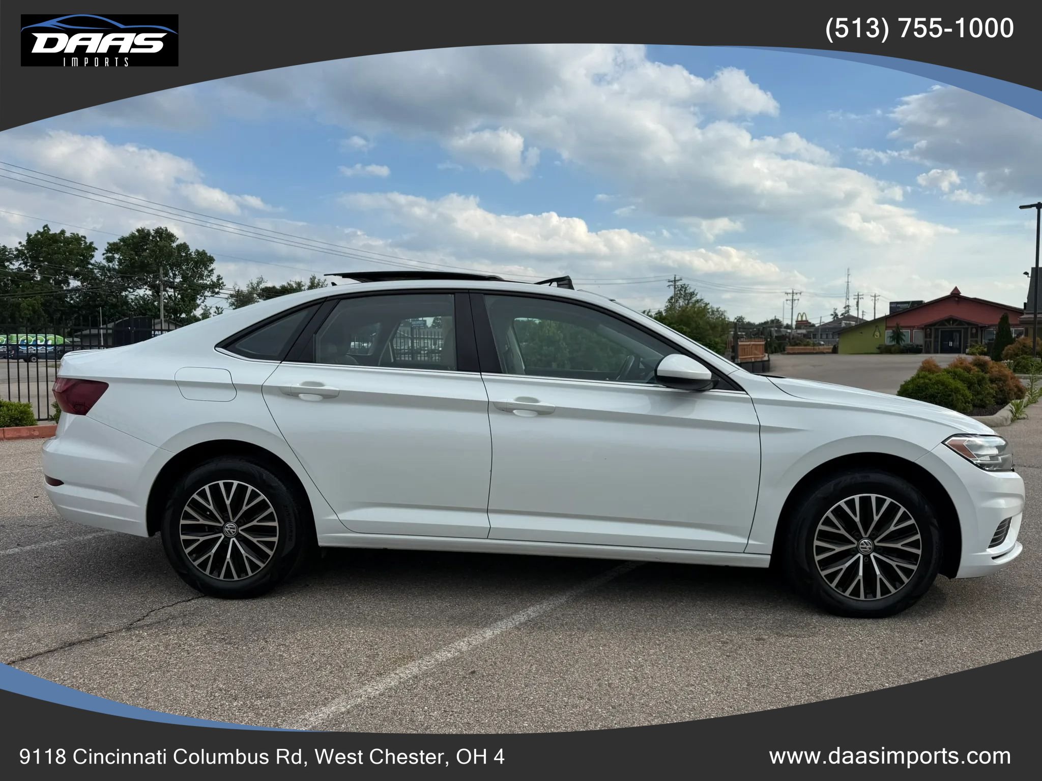 Used 2020 Volkswagen Jetta SE w/ SE Cold Weather Package FWD image 4