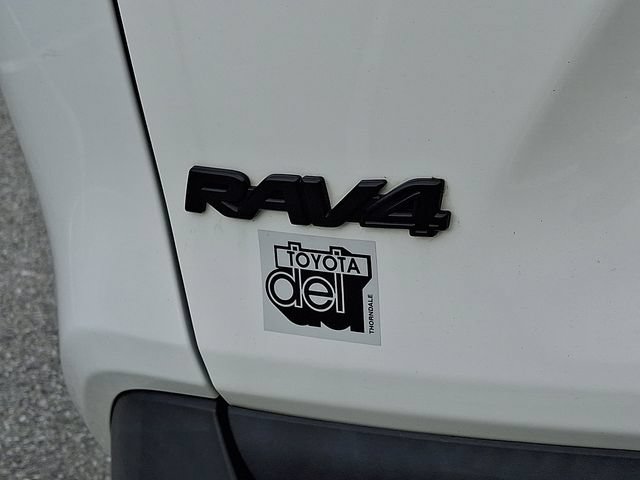 Certified 2022 Toyota RAV4 LE AWD/4WD image 29