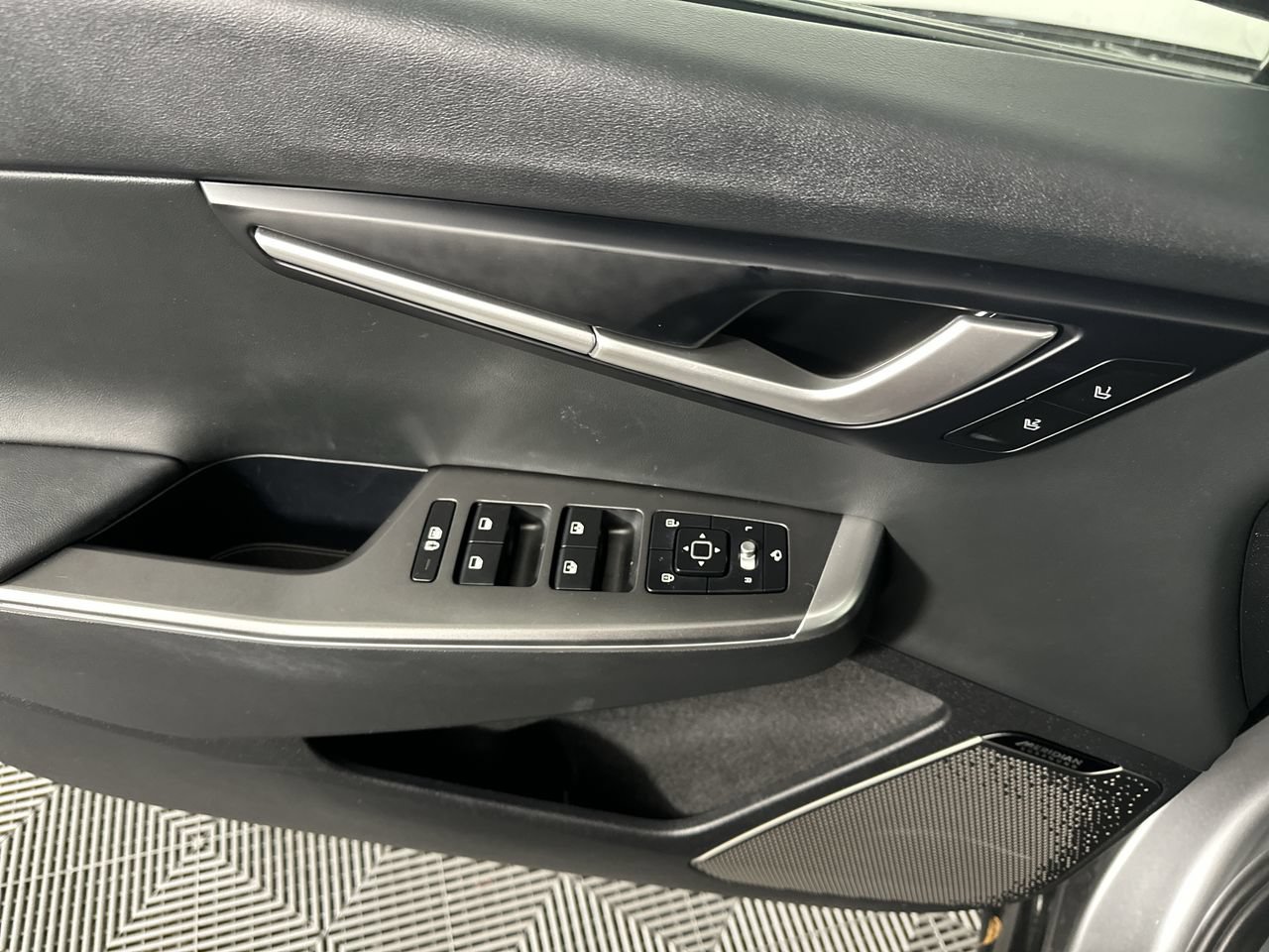 Certified 2023 Kia EV6 Wind RWD image 9