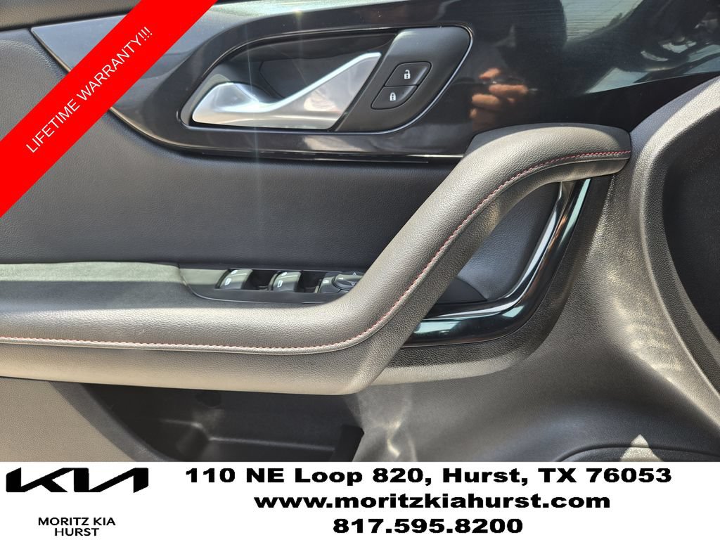 Used 2025 Chevrolet Blazer RS FWD image 25