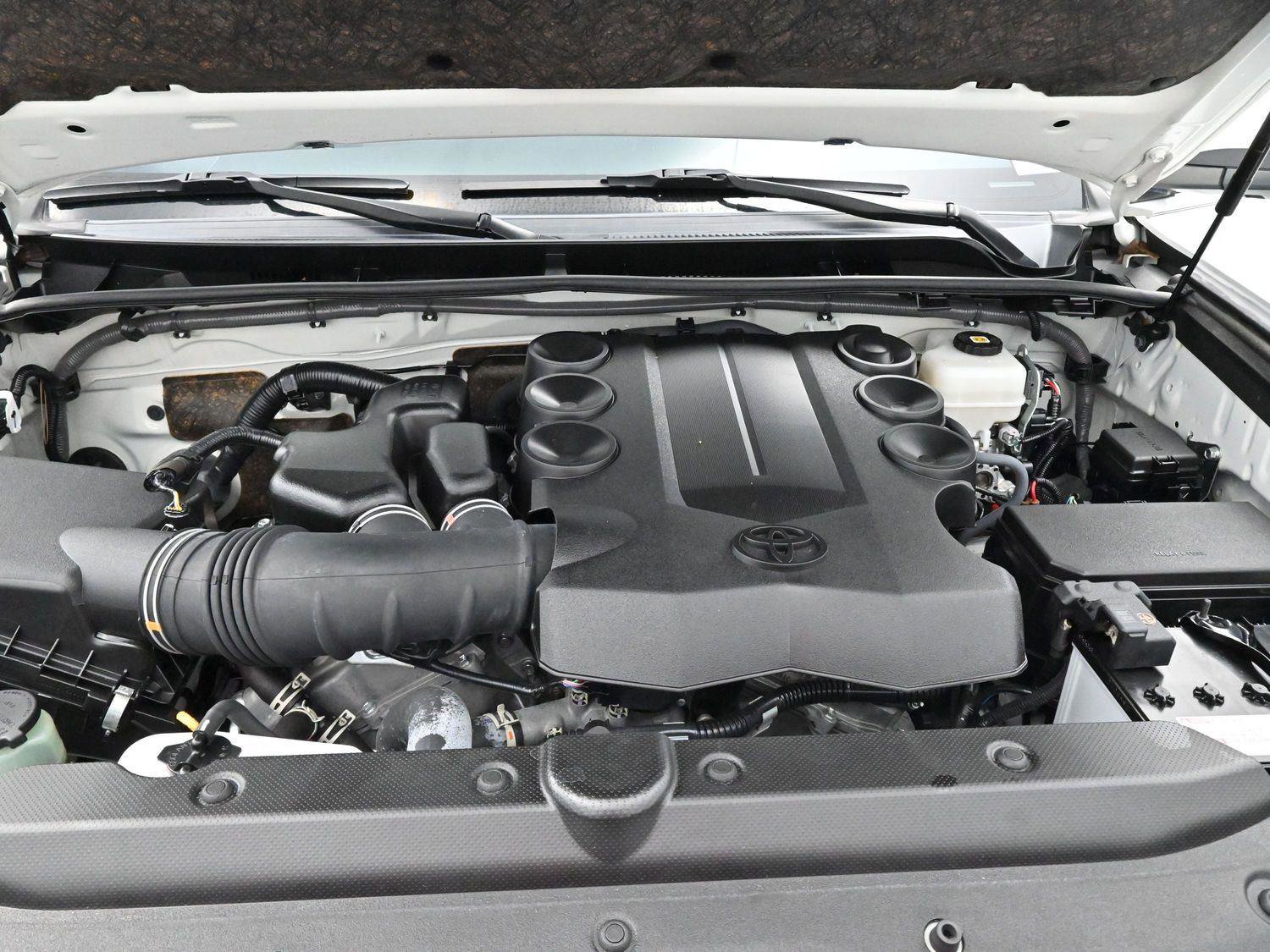 Used 2023 Toyota 4Runner SR5 Premium w/ Moonroof Package image 39