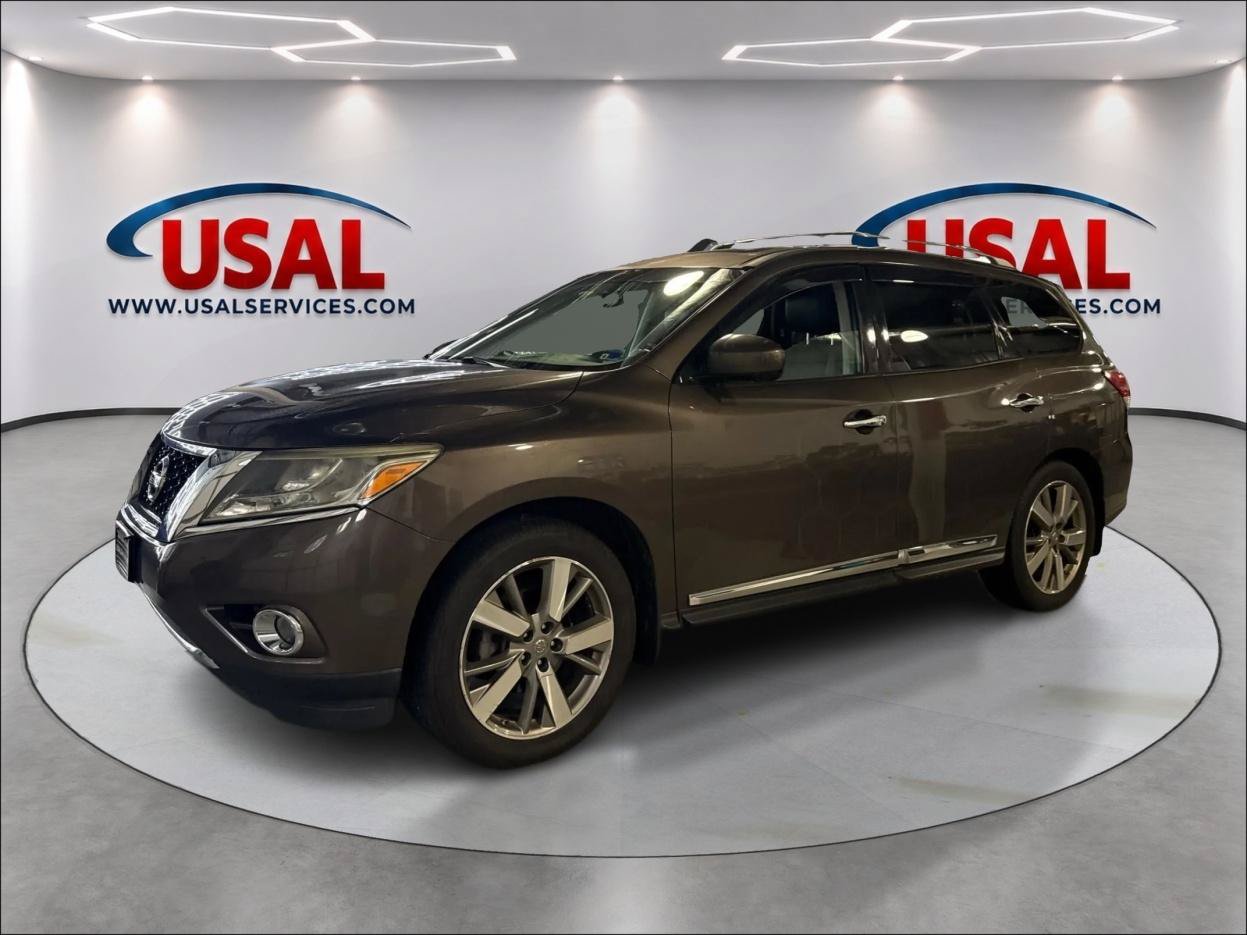 Used 2015 Nissan Pathfinder Platinum w/ Cargo Package FWD image 1