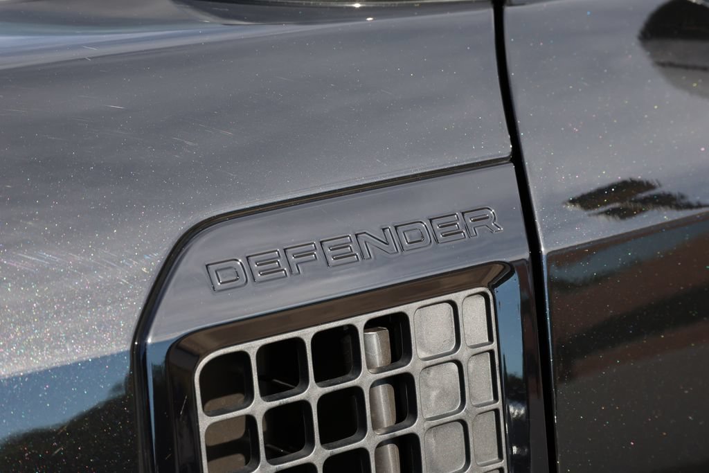 Used 2022 Land Rover Defender 110 X-Dynamic HSE AWD/4WD image 8