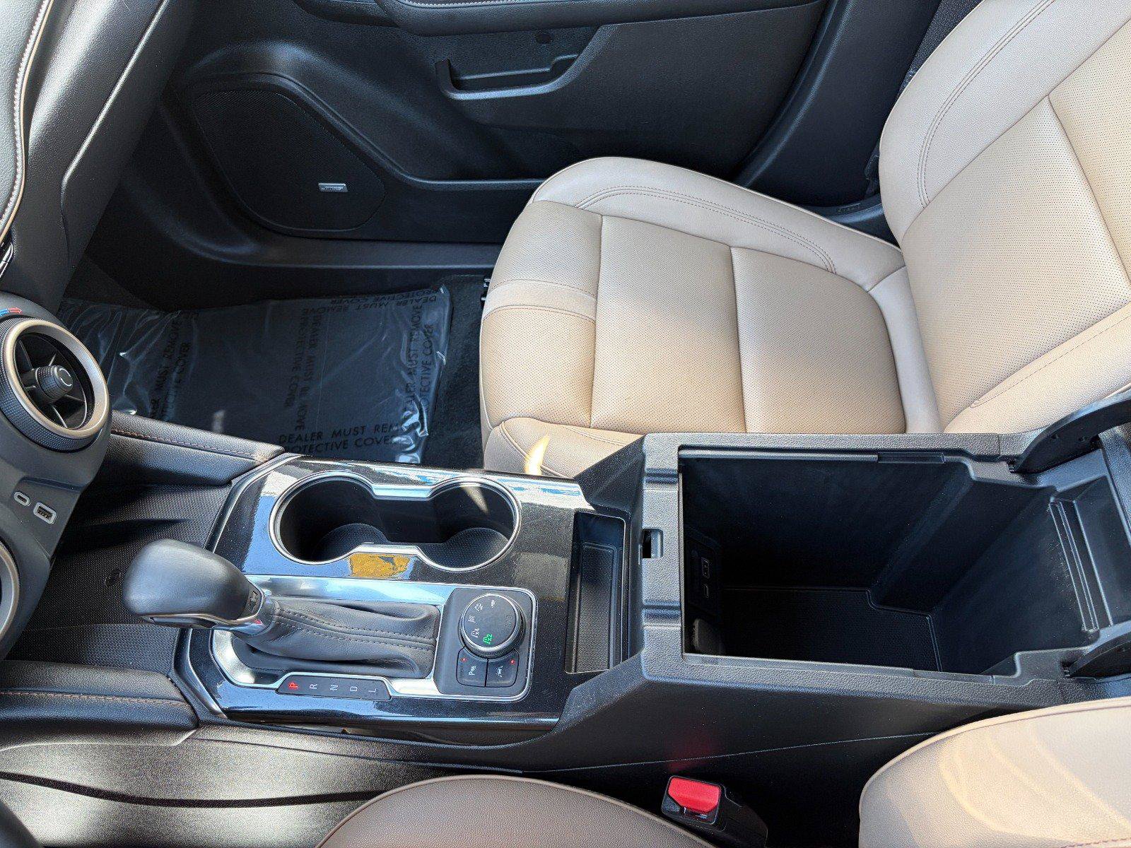 Used 2024 Chevrolet Blazer Premier w/ Enhanced Convenience Package AWD/4WD image 19
