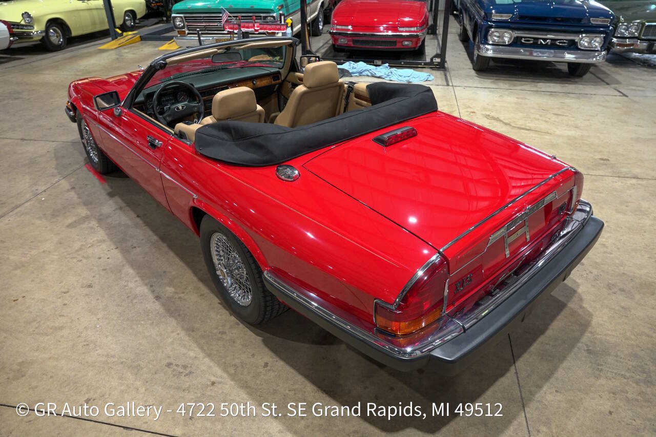 Used 1989 Jaguar XJS V12 Convertible RWD image 16