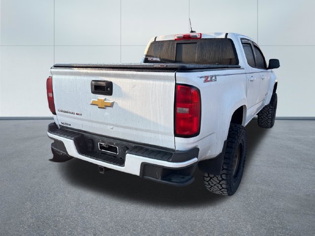 Used 2017 Chevrolet Colorado Z71 AWD/4WD image 4