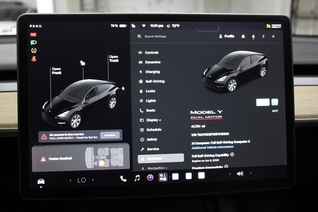 Used 2022 Tesla Model Y Performance AWD/4WD image 23