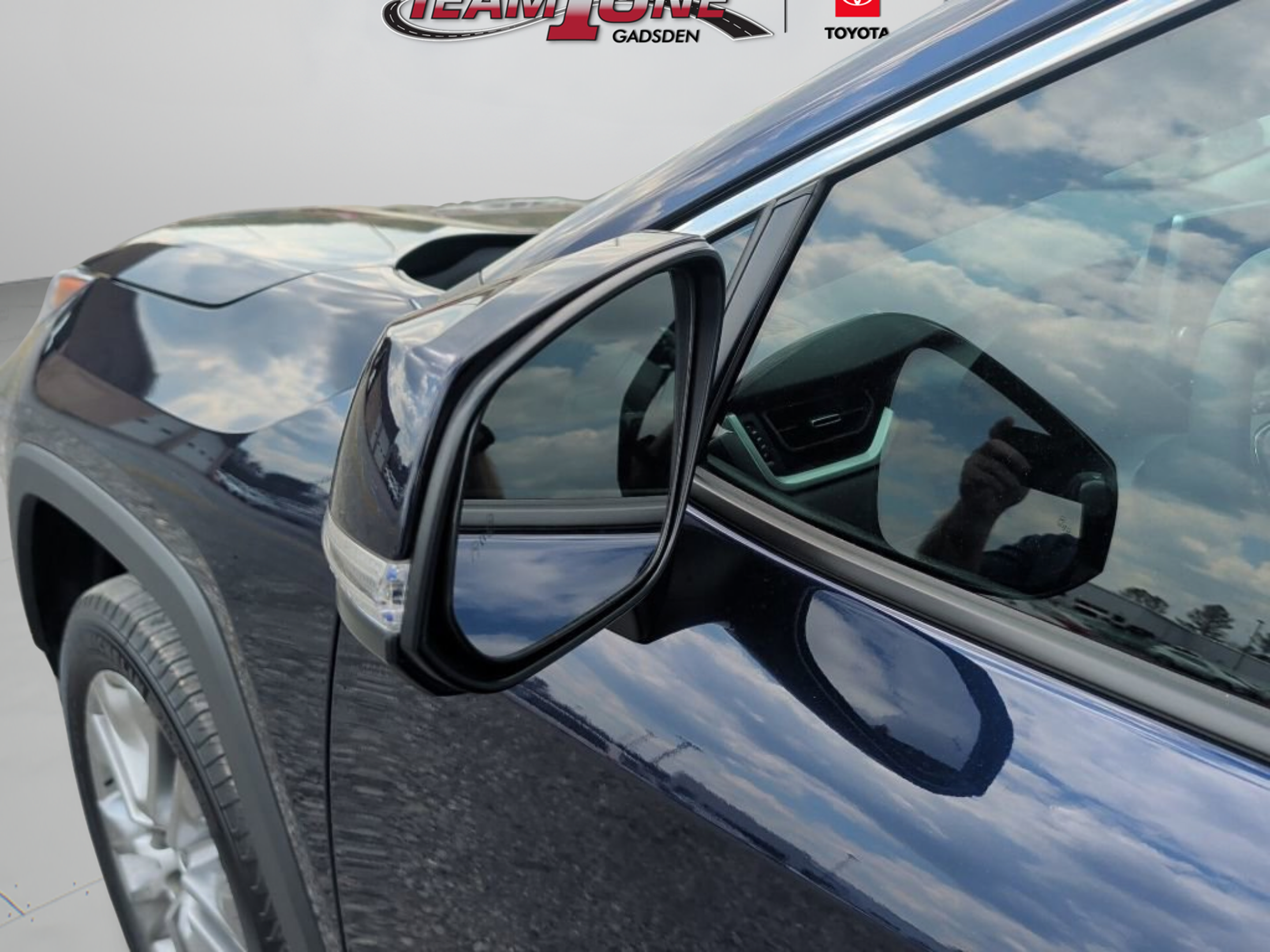 Used 2024 Toyota RAV4 XLE Premium AWD/4WD image 42