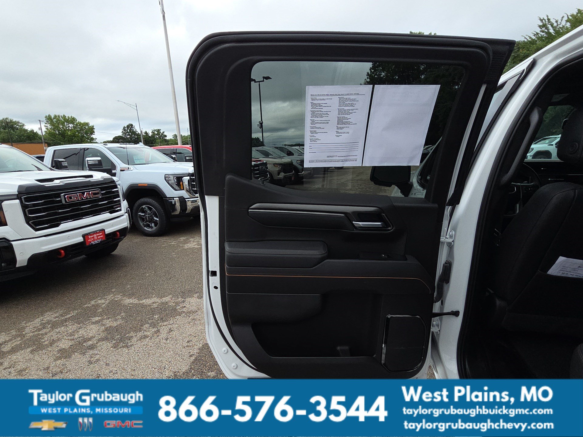 Certified 2025 GMC Sierra 1500 AT4 AWD/4WD image 28