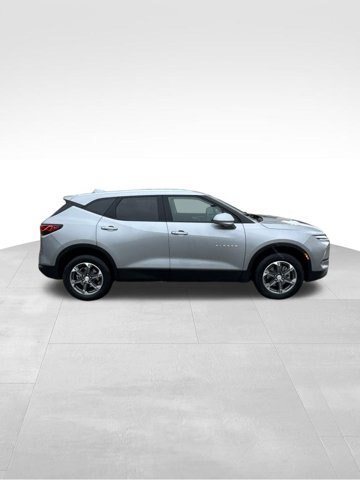Used 2025 Chevrolet Blazer LT