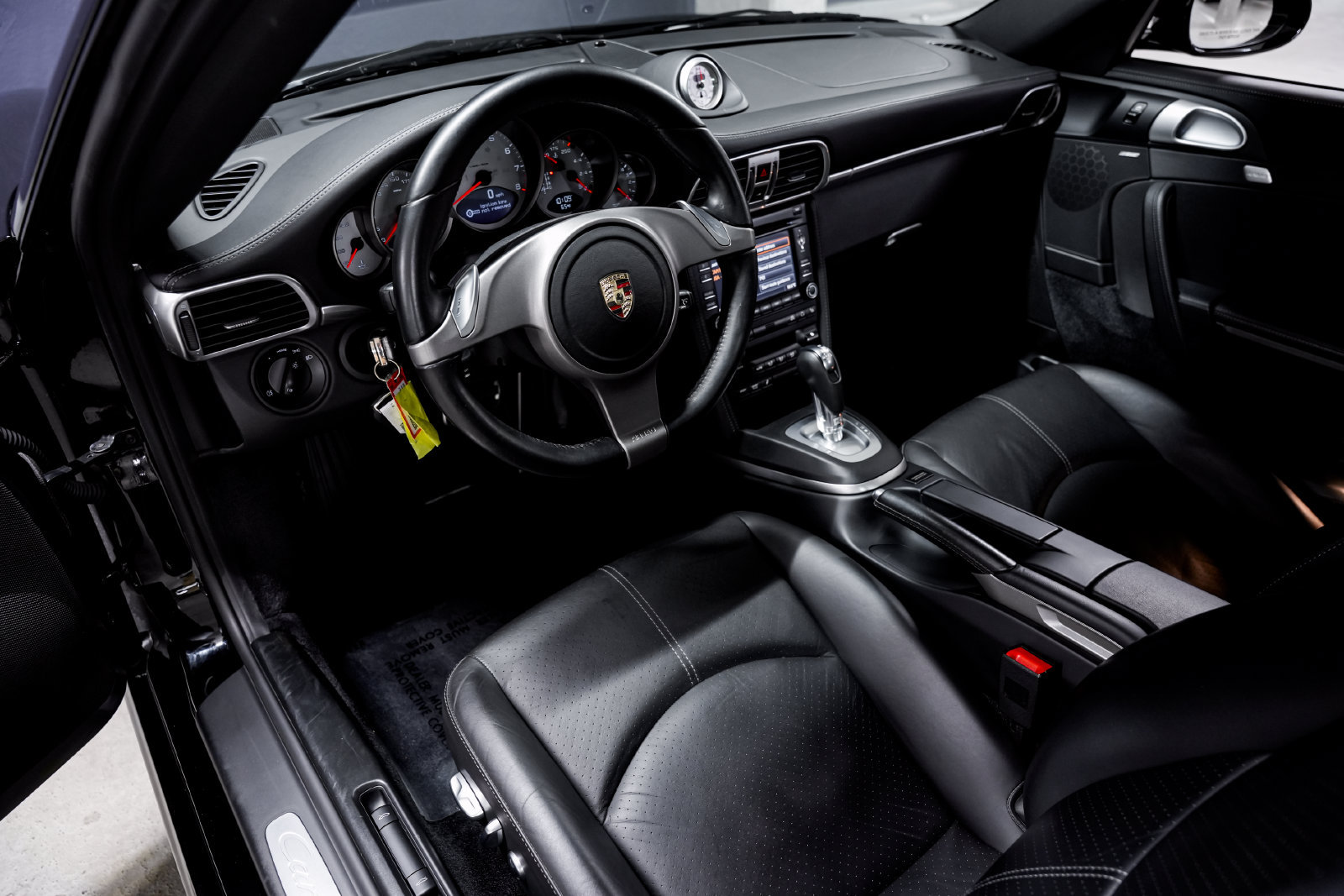 Used 2009 Porsche 911 Carrera S RWD image 9