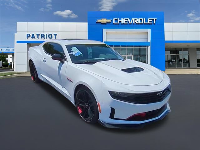Used 2022 Chevrolet Camaro LT w/ Redline Edition RWD image 4