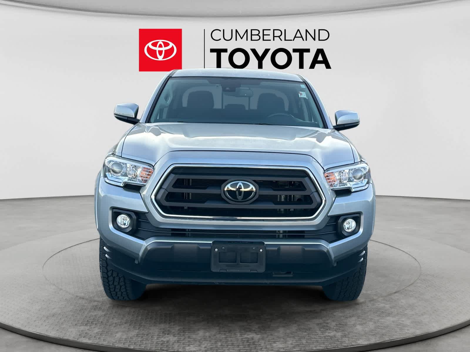 Used 2023 Toyota Tacoma SR5 AWD/4WD image 8