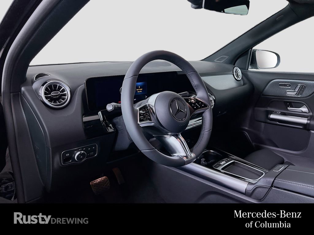 Used 2025 Mercedes-Benz GLA 250 4MATIC image 9