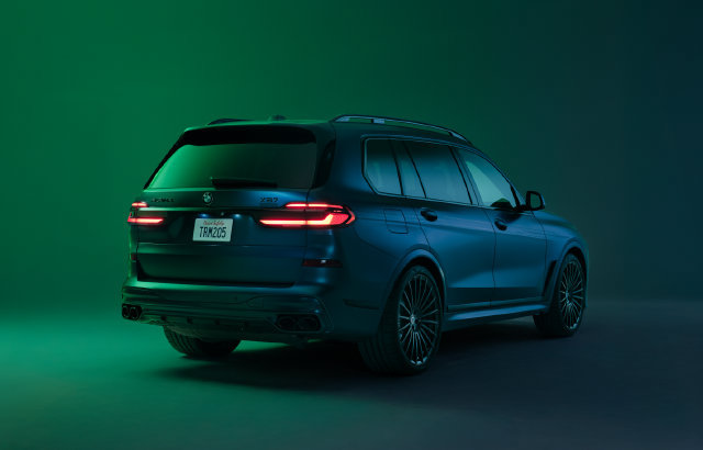 New 2026 BMW ALPINA XB7 AWD/4WD image 4