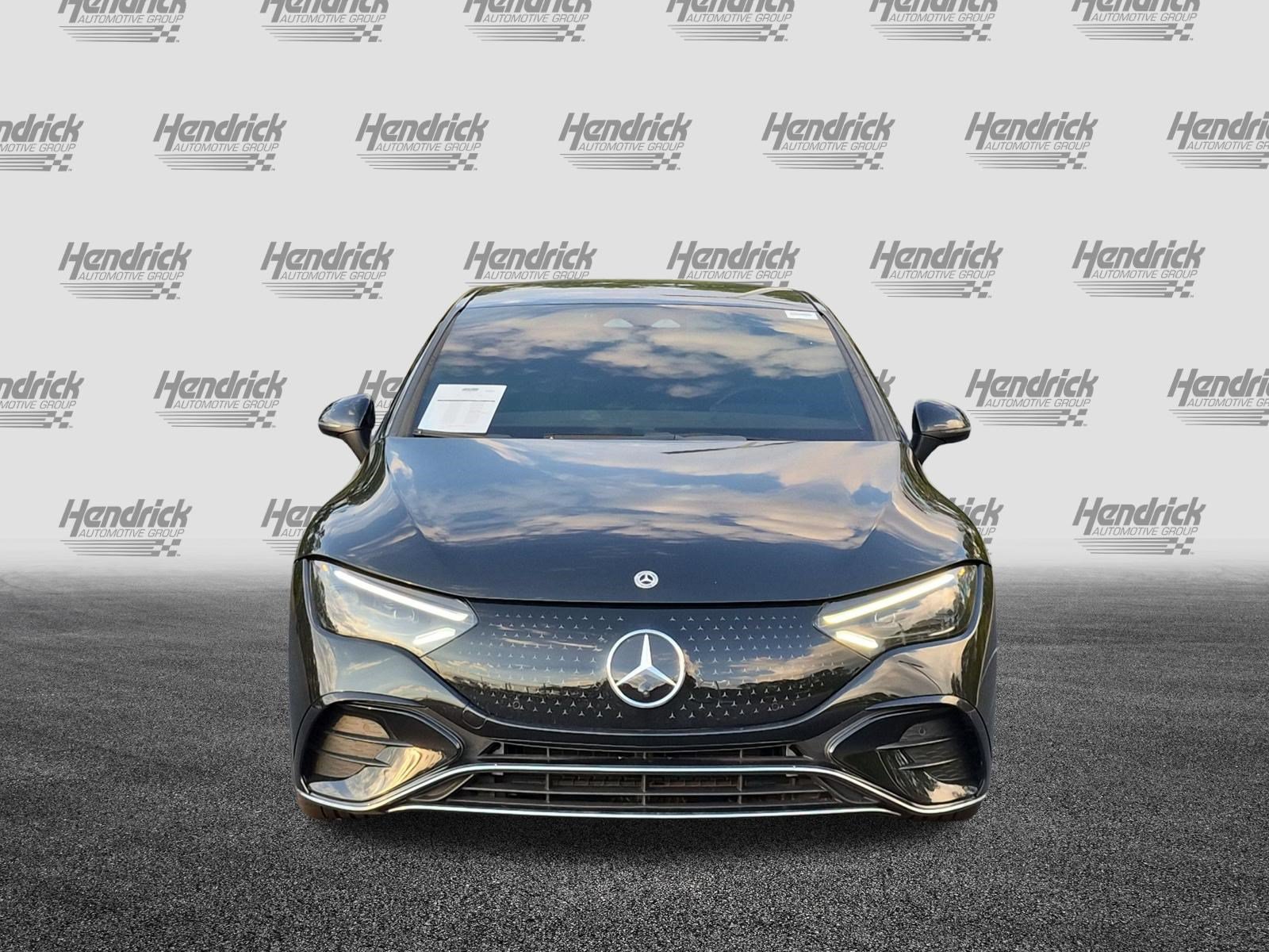 Used 2023 Mercedes-Benz EQE 500 4MATIC Sedan w/ Pinnacle Trim Package image 3
