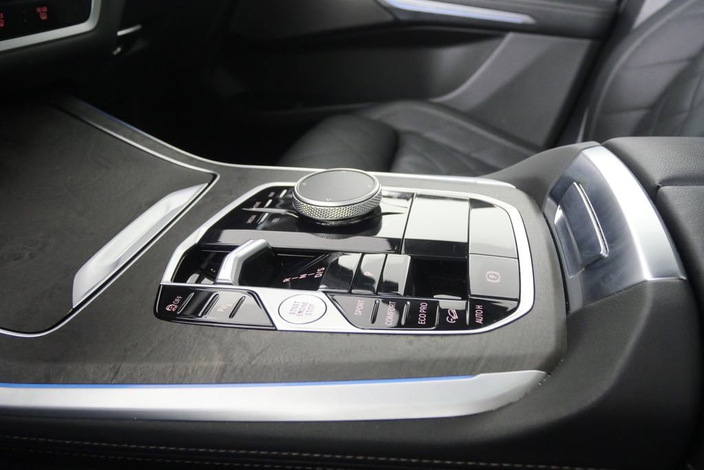 Used 2024 BMW X5 xDrive40i image 25