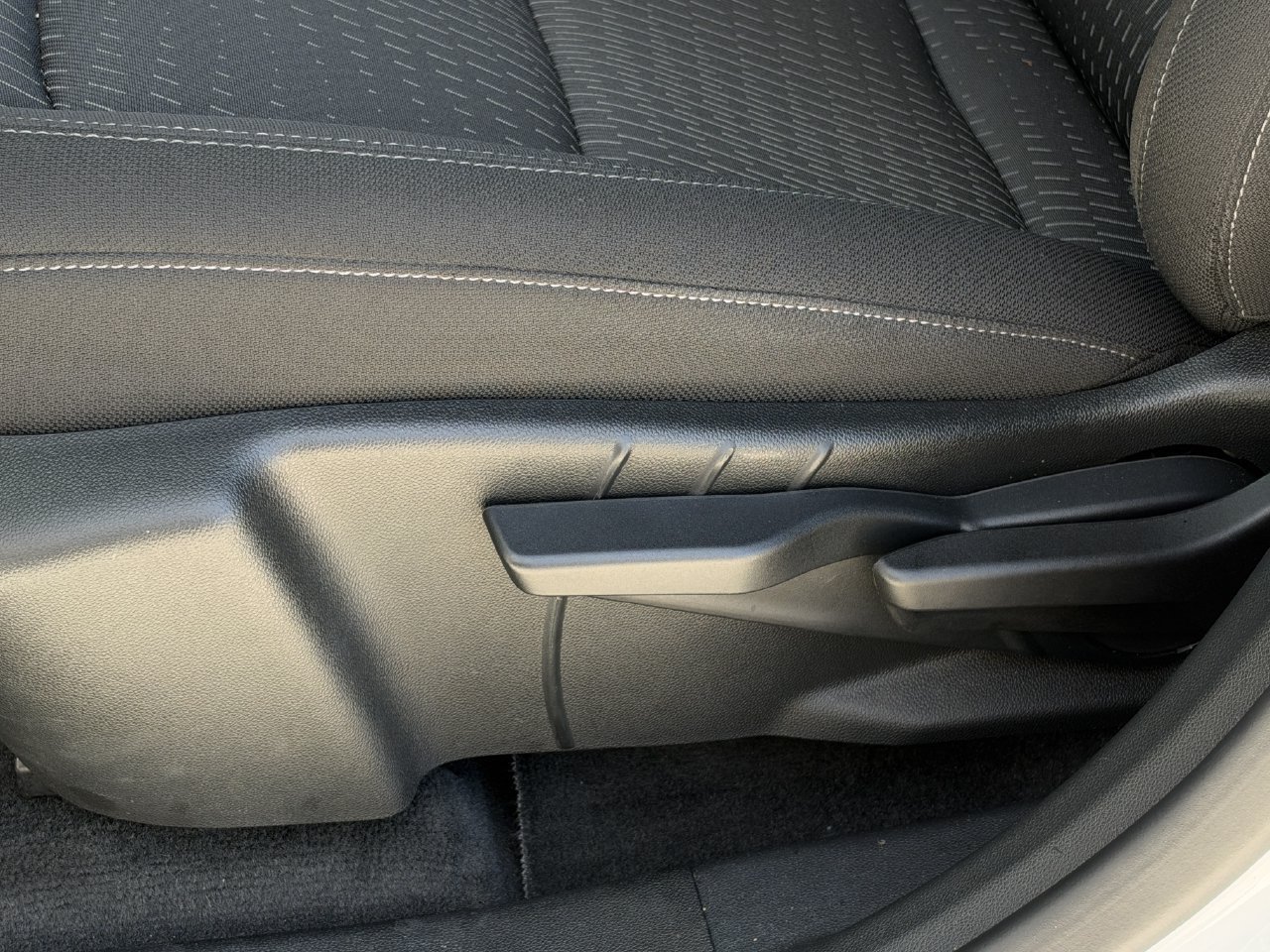 Certified 2026 Chevrolet Equinox LT FWD image 24