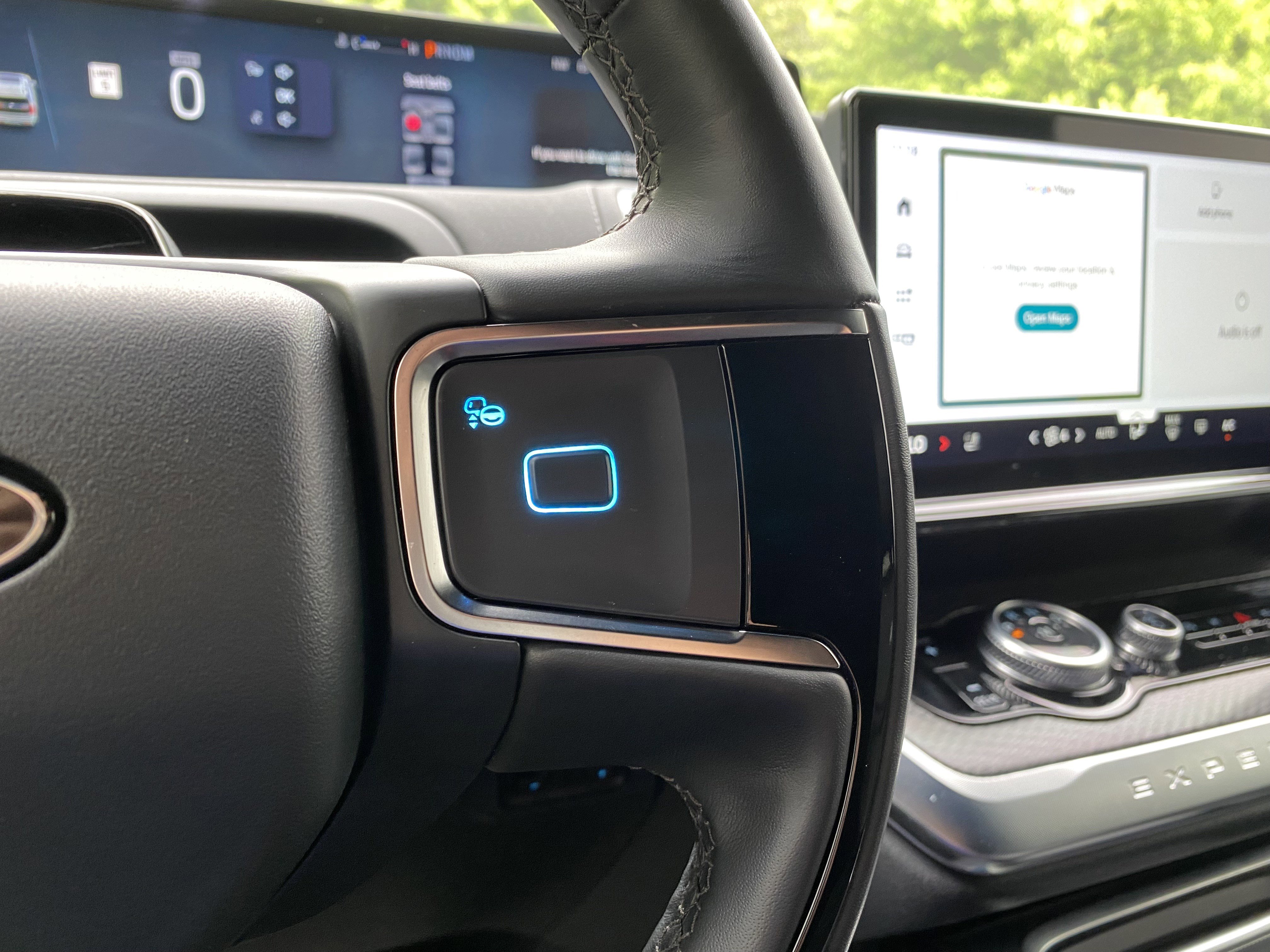 Used 2025 Ford Expedition Max Platinum w/ Stealth Performance Package AWD/4WD image 21