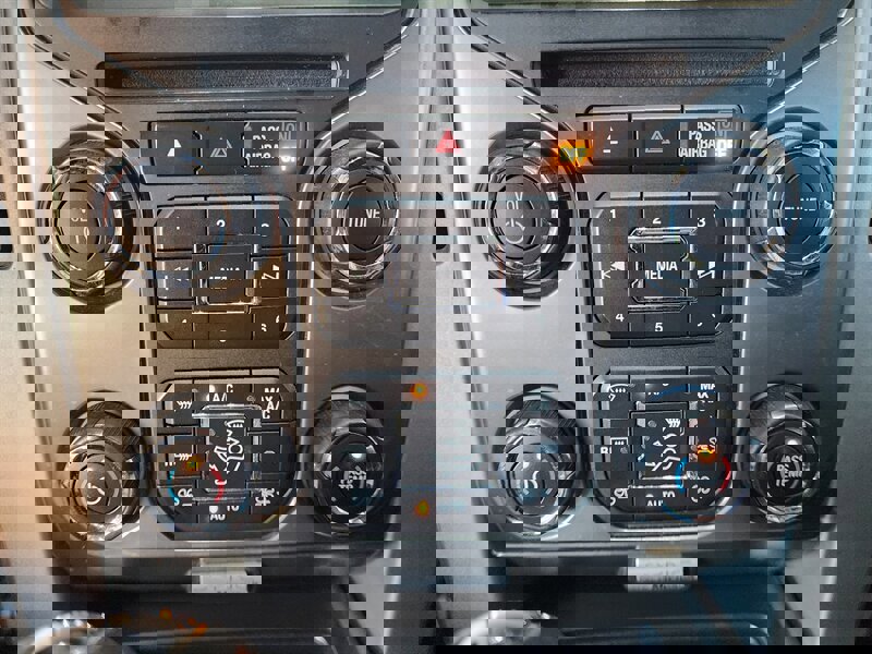 Used 2014 Ford F150 FX4 w/ Equipment Group 402A Luxury AWD/4WD image 52