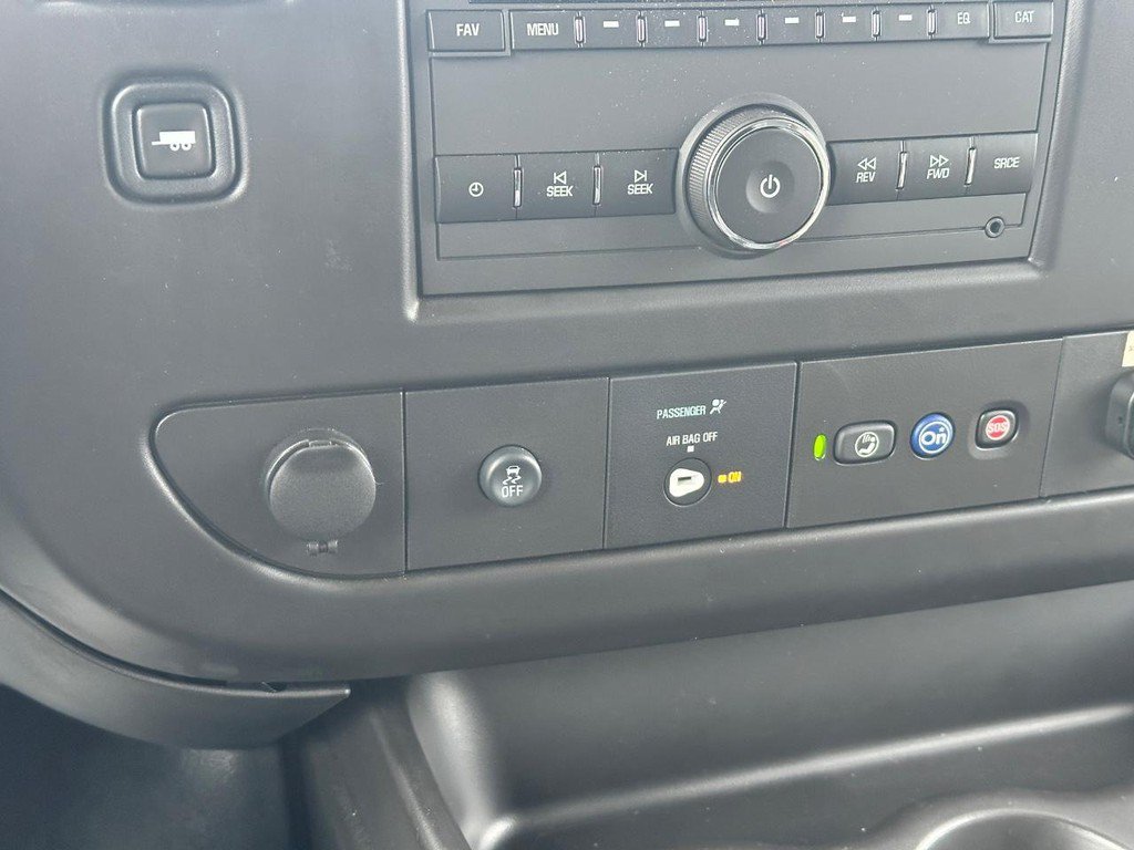 New 2024 GMC Savana 3500 w/ Power Convenience Package RWD image 9
