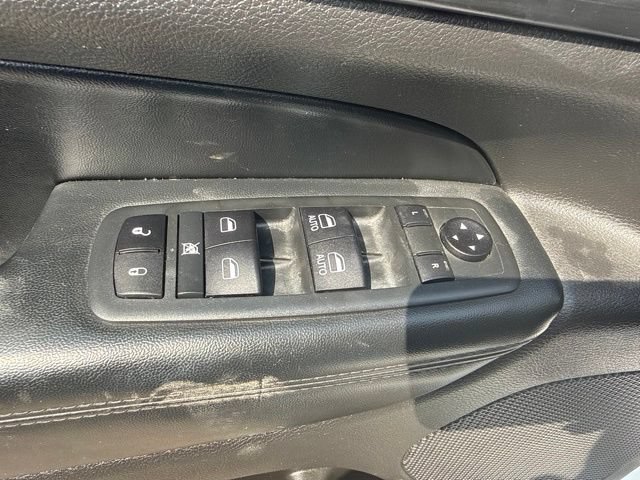 Used 2021 Jeep Grand Cherokee Laredo X AWD/4WD image 18