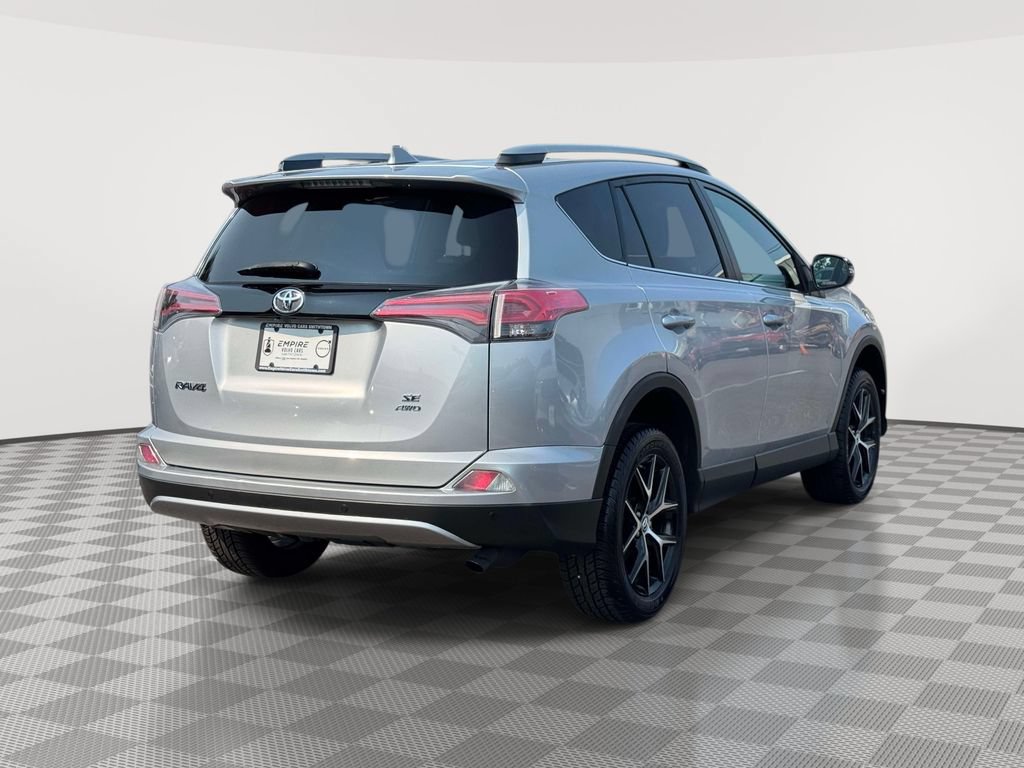 Used 2018 Toyota RAV4 SE w/ Advanced Technology Package AWD/4WD image 4