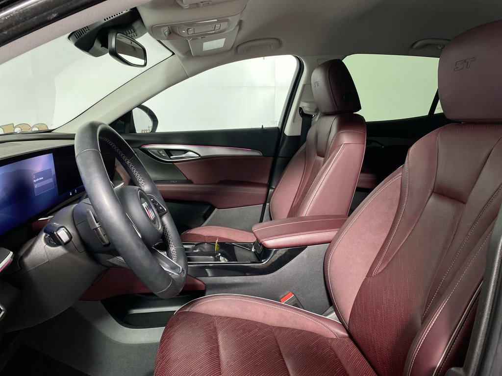 Certified 2024 Buick Envision Sport Touring AWD/4WD image 11