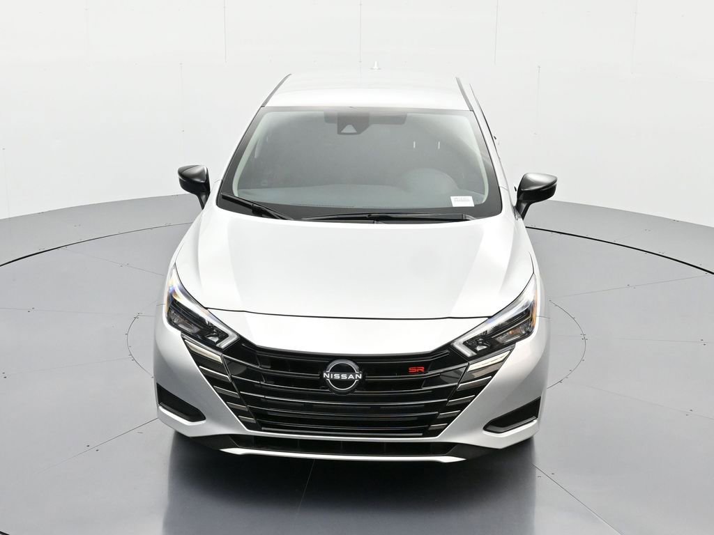 New 2025 Nissan Versa SR w/ Trunk Package FWD image 27