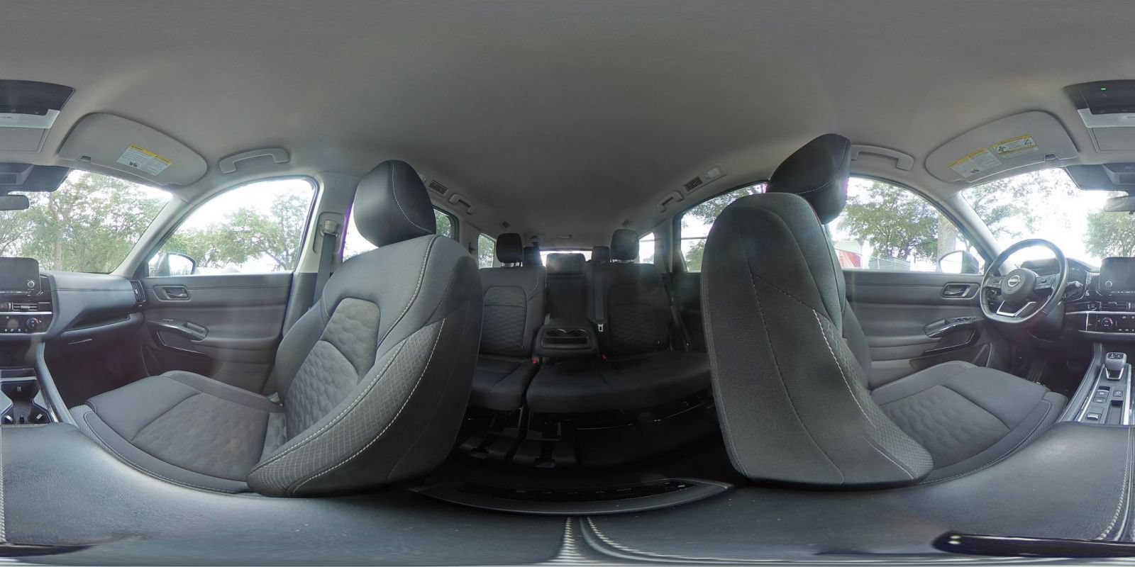 Used 2025 Nissan Pathfinder SV FWD image 45