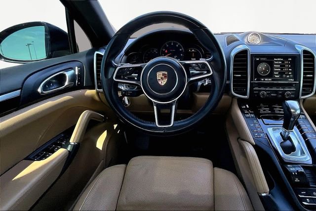 Used 2016 Porsche Cayenne image 5