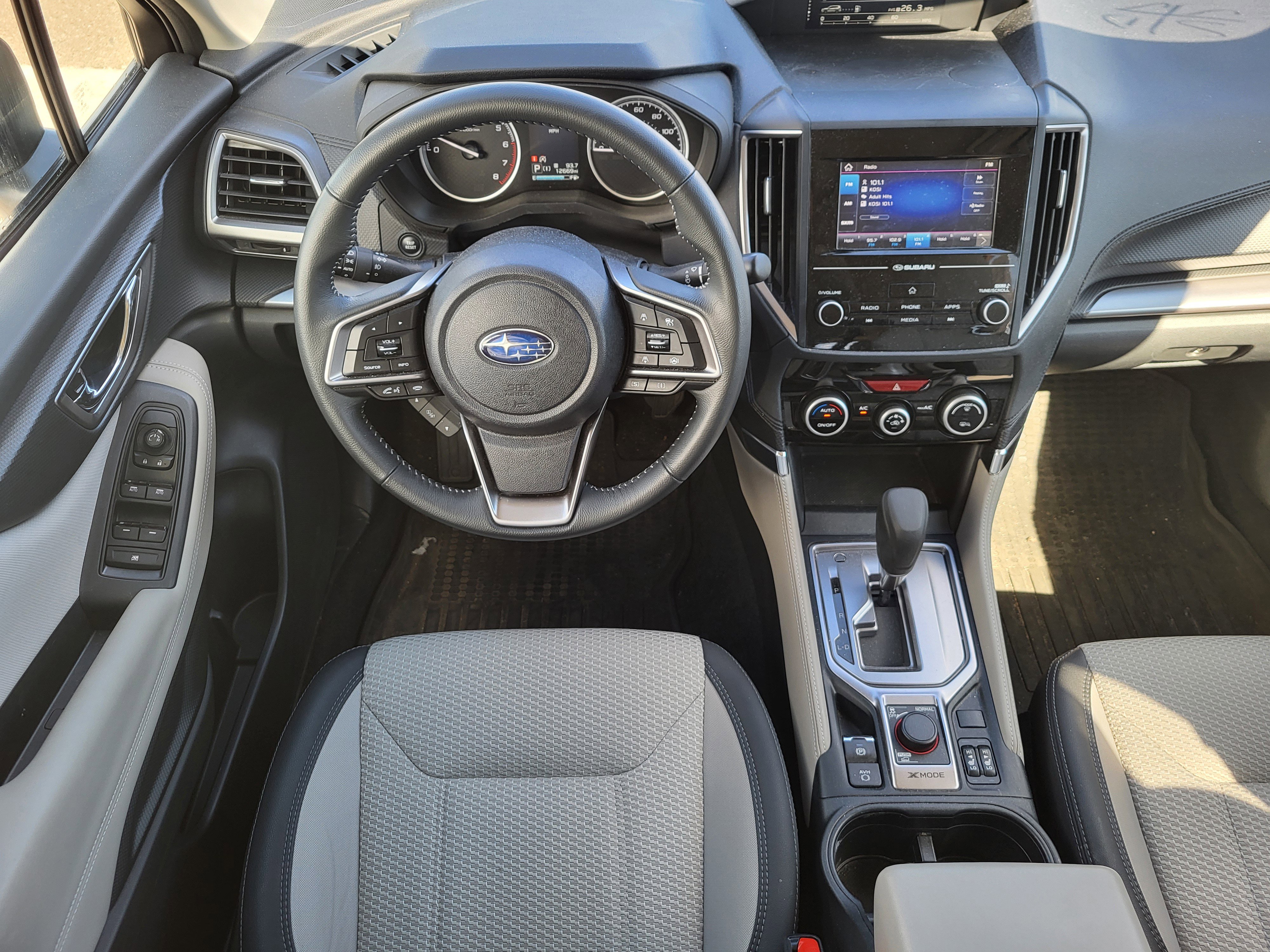 Used 2024 Subaru Forester Premium image 27